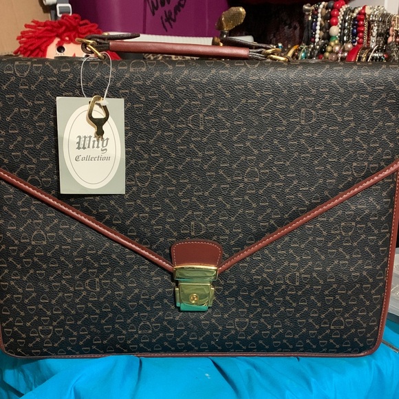 Wily Collection Handbags - Wily Collection Briefcase/Laptop Bag (New With A Key)
